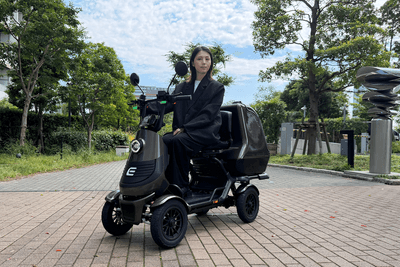 ELEMOsスタッフとELEGRAN G-class(1)
