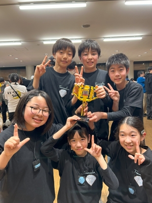 全国大会表彰式後の様子