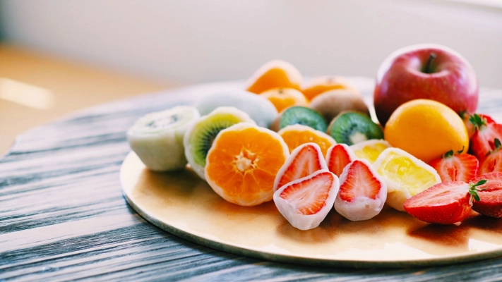 切ってときめき、心が弾む一口を。老舗和菓子店が監修した フルーツ大福専門店「果実ノ華」が 3/1(火)大丸梅田店にて新規オープン！