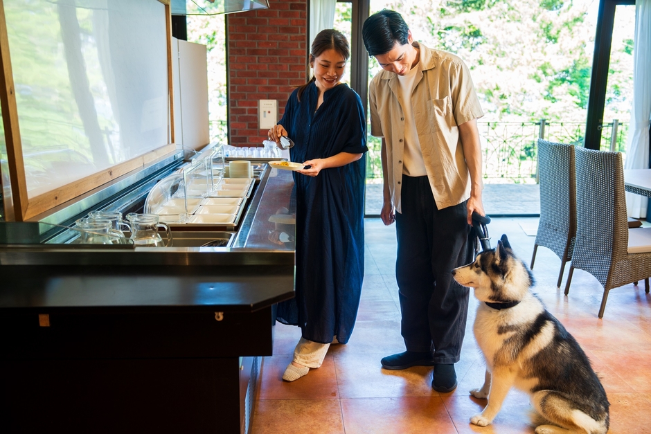 愛犬用ビュッフェ
