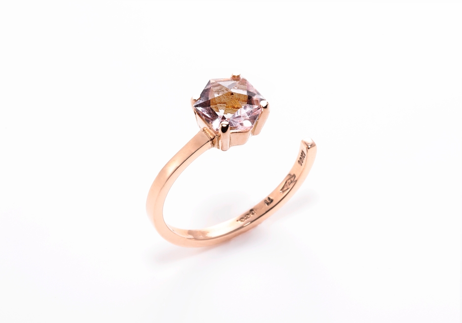 ピンク(ピンククオーツ)