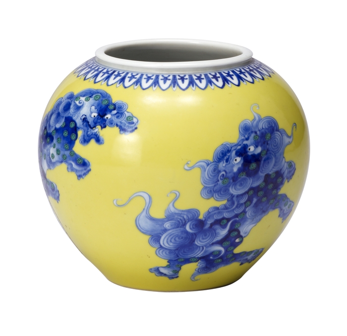 Photo.02 真葛焼獅子図花瓶 明治~大正時代