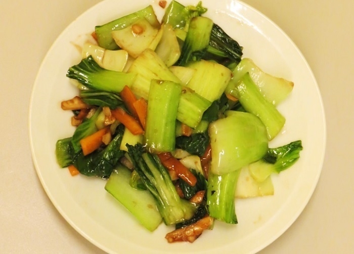 チンゲン菜のニンニク炒め