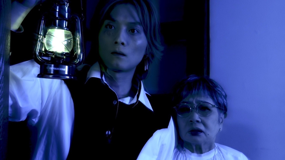 左から寺西優真、泉ピン子