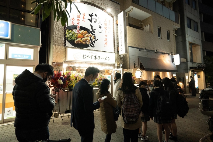 東陽町店オープン時の行列