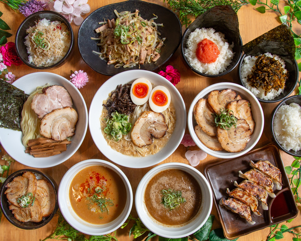 中延駅から徒歩1分!タレントのデビット伊東が経営するラーメン店『でびっと 中延本店』の情報をFindグルメで公開