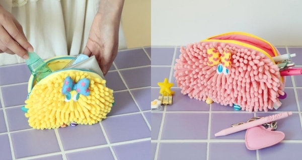 左 ミニポーチ、右 ペンケース