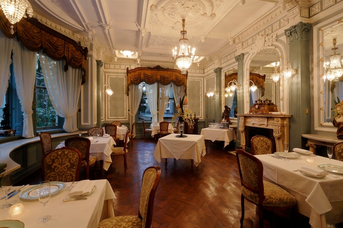 長楽館FRENCH LE CHENE 