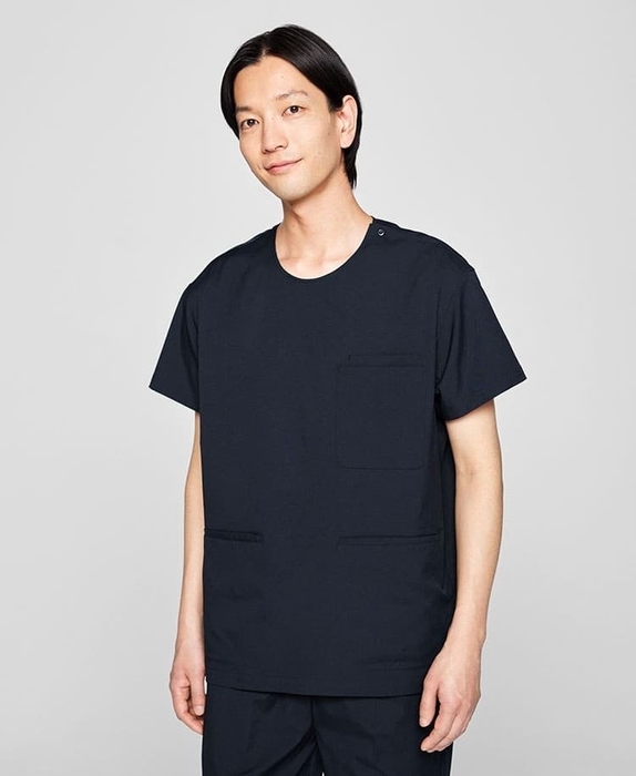 ディープネイビー モデル身長185cm Lサイズ