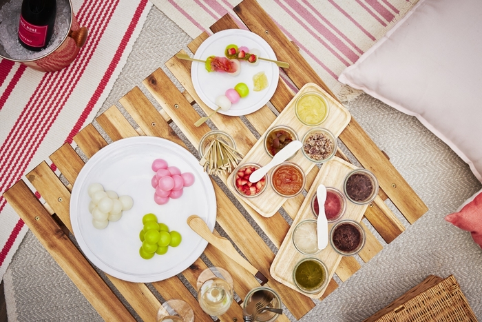 【リゾナーレ熱海】みずいらず花見だんごセットイメージ(俯瞰)