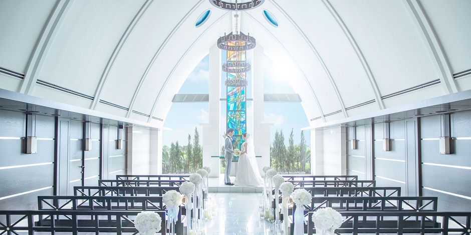 祝福の光が降り注ぐ南館「セントチャペル」