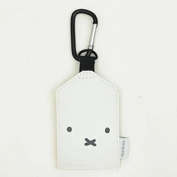 ミッフィーの窓付きタイニーポーチ。パスケースやアクスタ収納にぴったり！