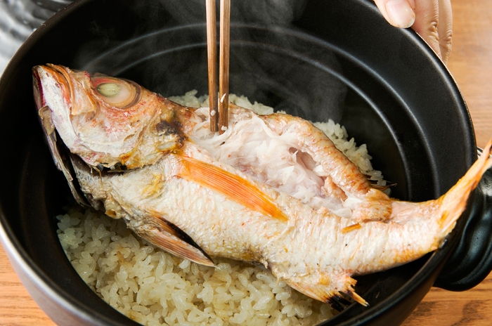 贅沢の極み「一尾丸ごと土鍋御飯」