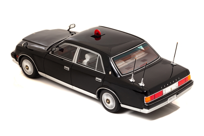 左後:RAI'S 1/18 トヨタ センチュリー (GZG50) 2005 警察本部警備部要人警護車両