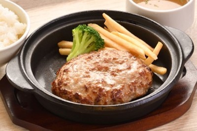 人気のファイヤーバーグ定食(150g)羽釜ご飯食べ放題&スープ付き 750円(税込)~