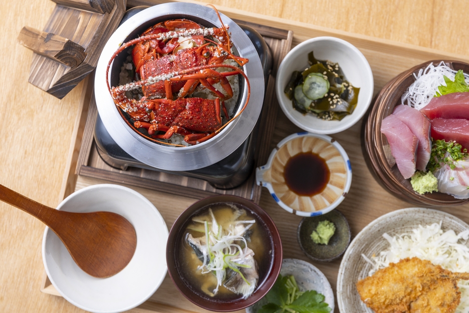伊勢海老 定食付き 4,708円