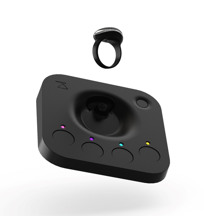 『Neova』 「Neova Ring」(上)、「Neova Hub」(下)