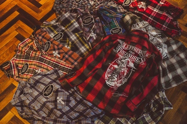 Leathers and Treasures × CREATURE FROM THE LIVING - “God is in the details” を纏うコラボが登場。13点限定ヴィンテージシャツ