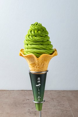 お濃茶ソフト お抹茶かけ 650円(税込)