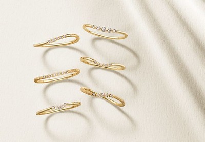 K18YG／Diamond　右上からRing38,000円＋Tax／30,000円＋Tax／32,000円＋Tax 左上から Ring32,000円＋Tax／34,000円＋Tax／32,000円＋Tax