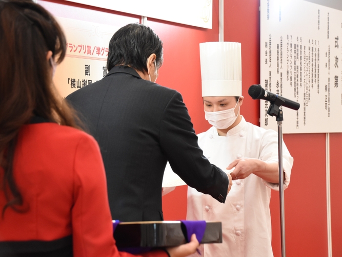 授賞式の様子（画像提供：東京都洋菓子協会）