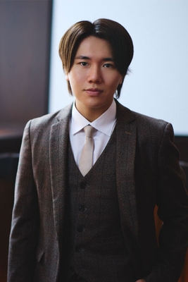 浪越友哉氏