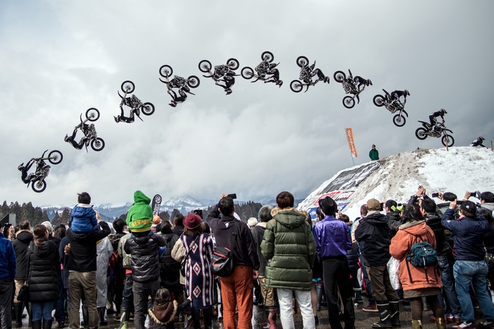 FMXの大ジャンプ