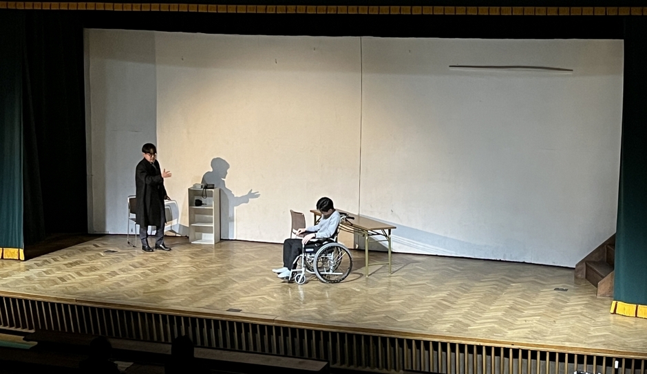 昨年の演劇祭の優勝寮・北寮「裏窓」