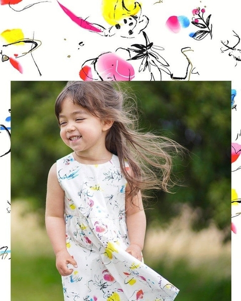 ＜tomorrow＞明日もその先もずっと、この地球に生きる動物たちと一緒に暮らしていける未来をみんなで作っていきたいという思いを込めてデザインしました。カラフルで愛くるしい動物たちが、見ていてとても楽しい気持ちにさせてくれる柄です。