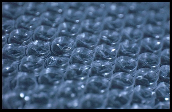 気泡緩衝材を潰した時の破裂音「プチッ」で異物を見つける！ ～安全・低コスト・非破壊で異物を検出、環境にも優しい新手法～