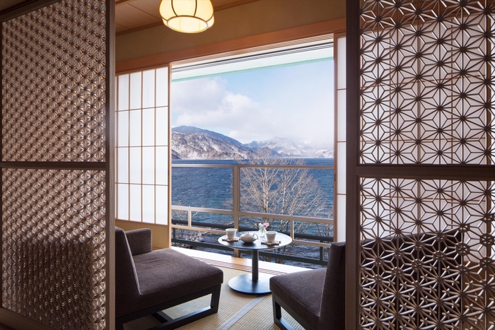 【界 日光】ご当地部屋「鹿沼組子の間」(冬)