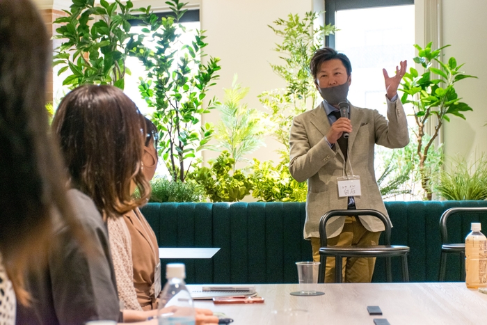 第1回イベント風景 代表 白石のセミナー