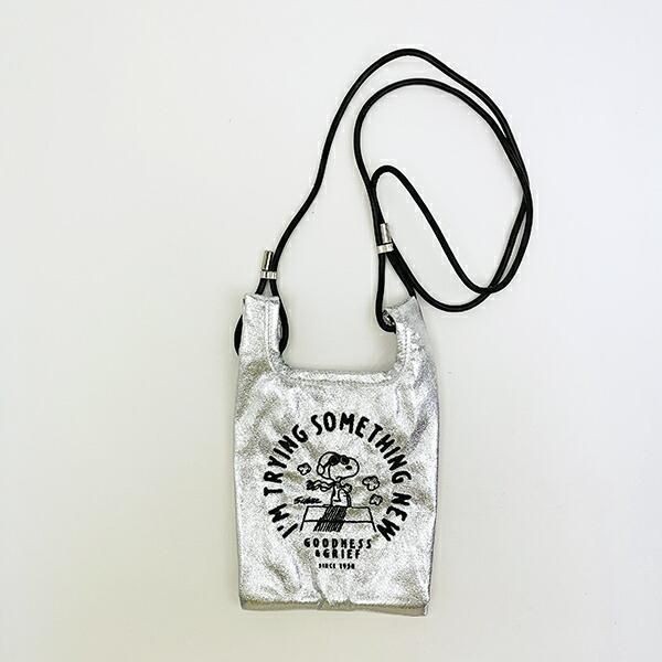 スヌーピーのバッグ