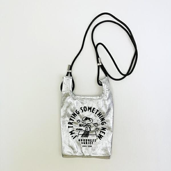 スヌーピーのバッグ