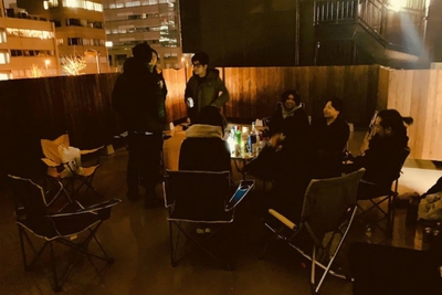 お仕事帰りに、屋上で乾杯!