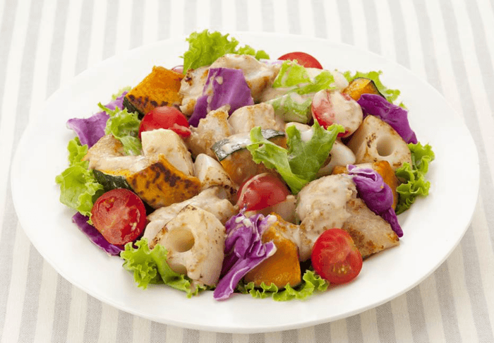 「鶏もも肉とれんこんとかぼちゃのサラダ」 食物繊維(1人分)6.9g