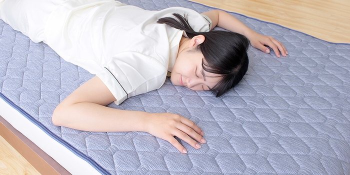 超冷感 敷きパッド Q-max0.5 シングル~クイーン