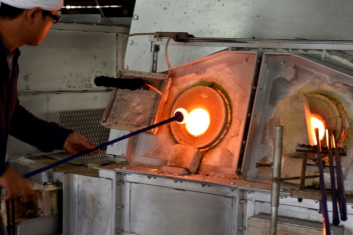 <肥前びーどろ>