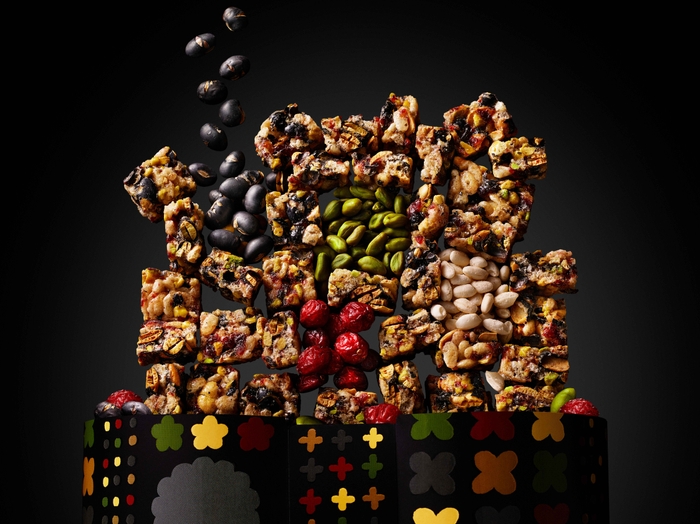 丹波黒豆おこし 豆菓／1,404円(税込)