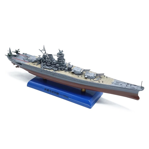 戦艦武蔵 1/1000 スケール