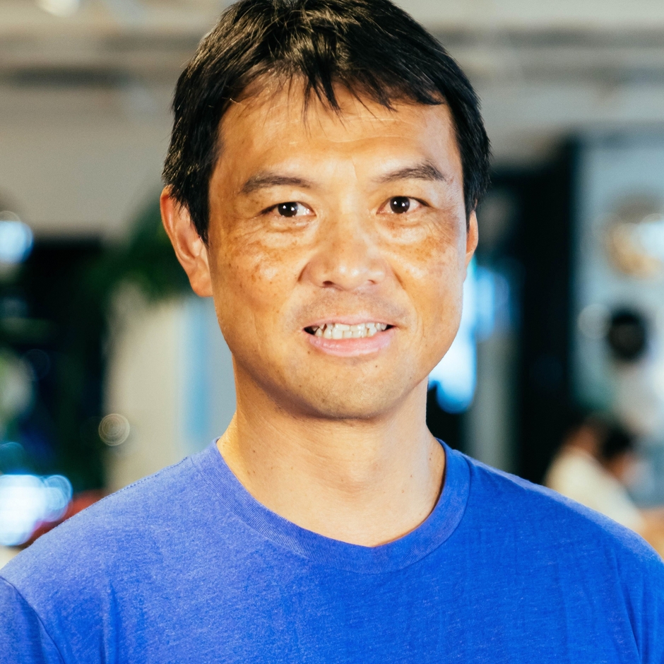 ZVC JAPAN株式会社(Zoom社)  営業部長  島方 敏
