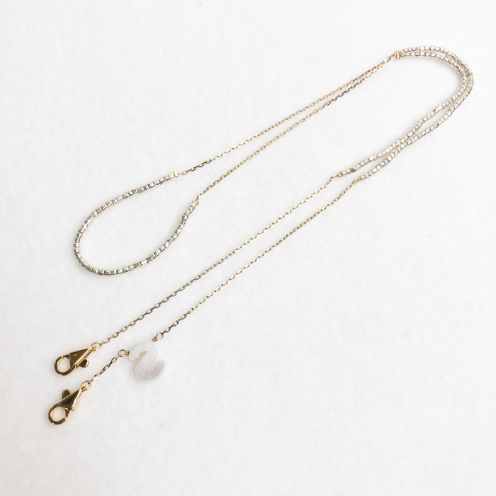 もはやネックレスのような存在感