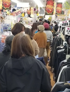 長崎県、熊本県の地域密着の衣料品店が 12月18・19日の2日間でクリスマスイベントを開催 　次回は1月にお正月イベントを開催