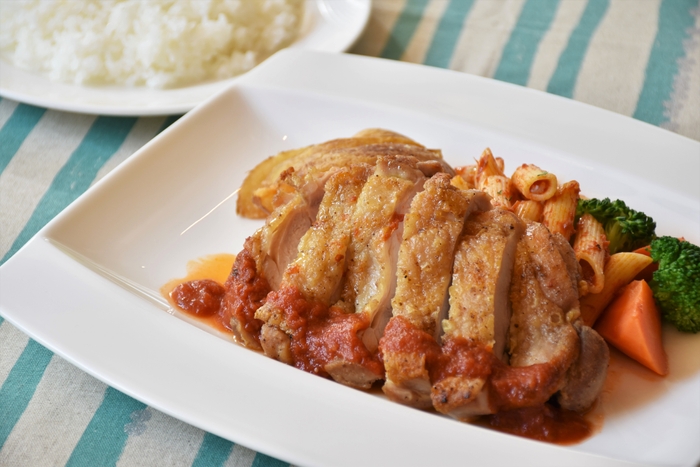 チキンソテー カチャトーラソース(ライス付) ¥1,944