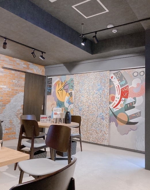 店内内観 ゆったりテーブル席