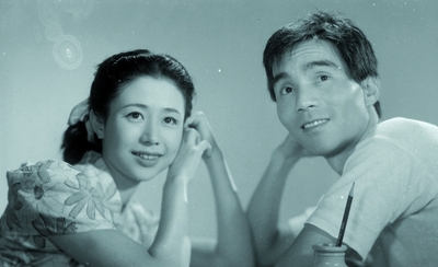 「愛妻物語」©KADOKAWA 1951