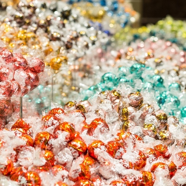 ピック&ミックス リンドール量り売り