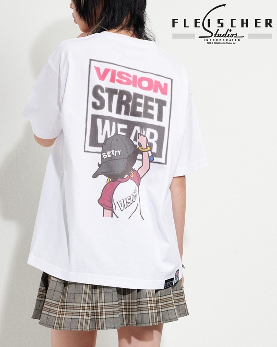 SPRAY TEE　5,390円(税込)