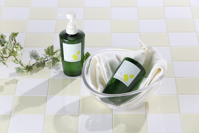 絹生活研究所 ココニカル全身シャンプー1