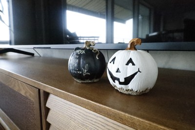 「villa ocean kamaguchi」のハロウィン装飾の一部